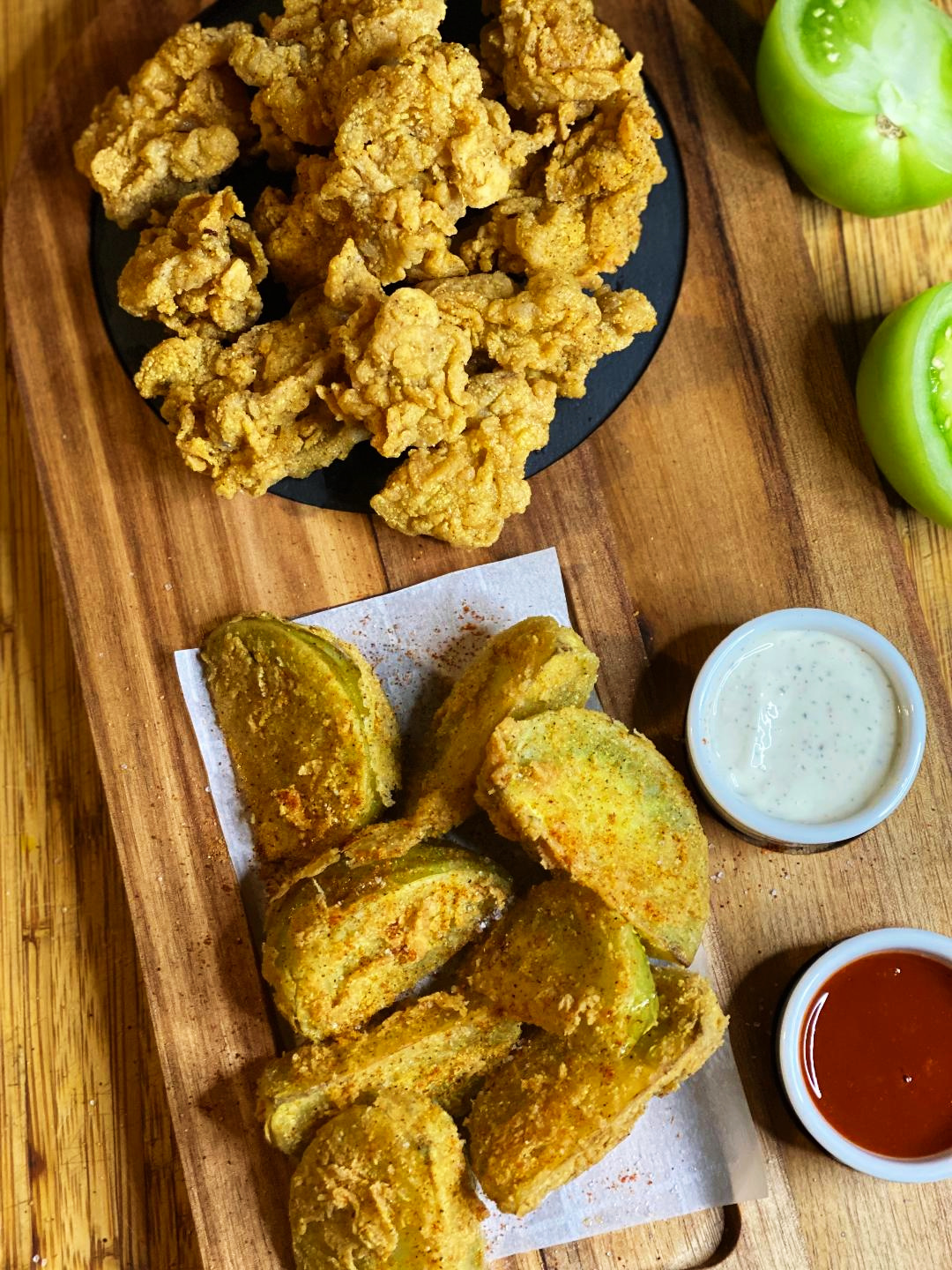 Crispy Southern Fried Oysters & Fried Green Tomato Wedges