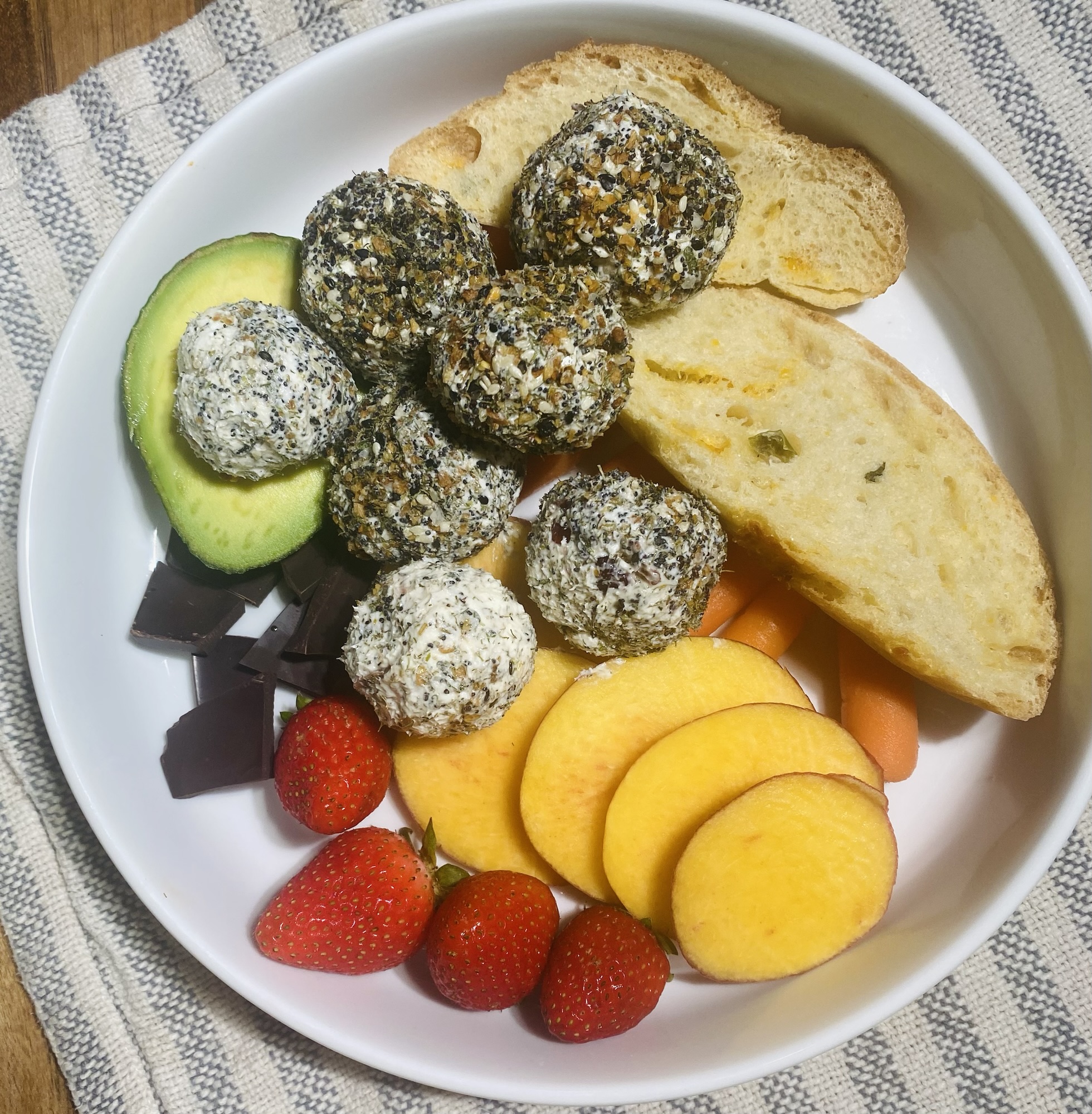 Herb, Oil & Vin Goat Cheese Balls